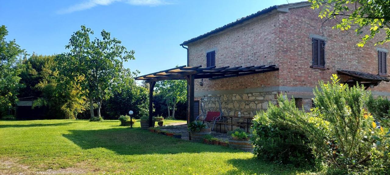 Chianti - Lovely Cottage With Parking & Garden! 카스텔누오보베라덴가 외부 사진